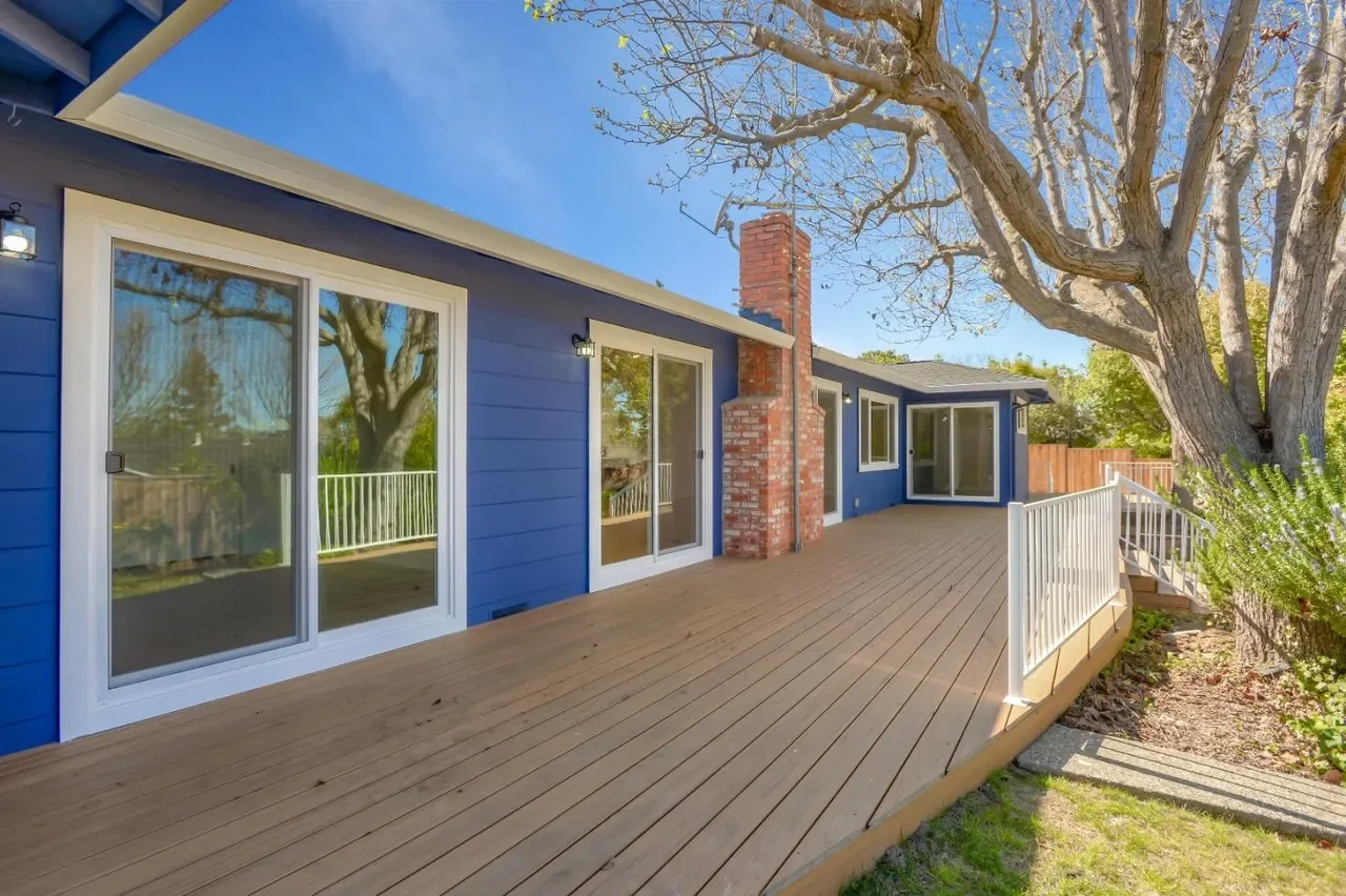 32 Campbell Ln 024.webp