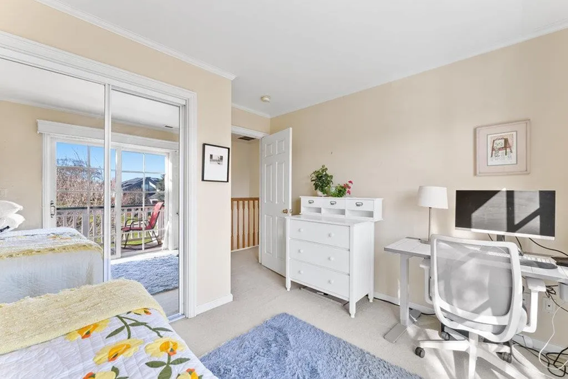 173 Via Lantana 017.png