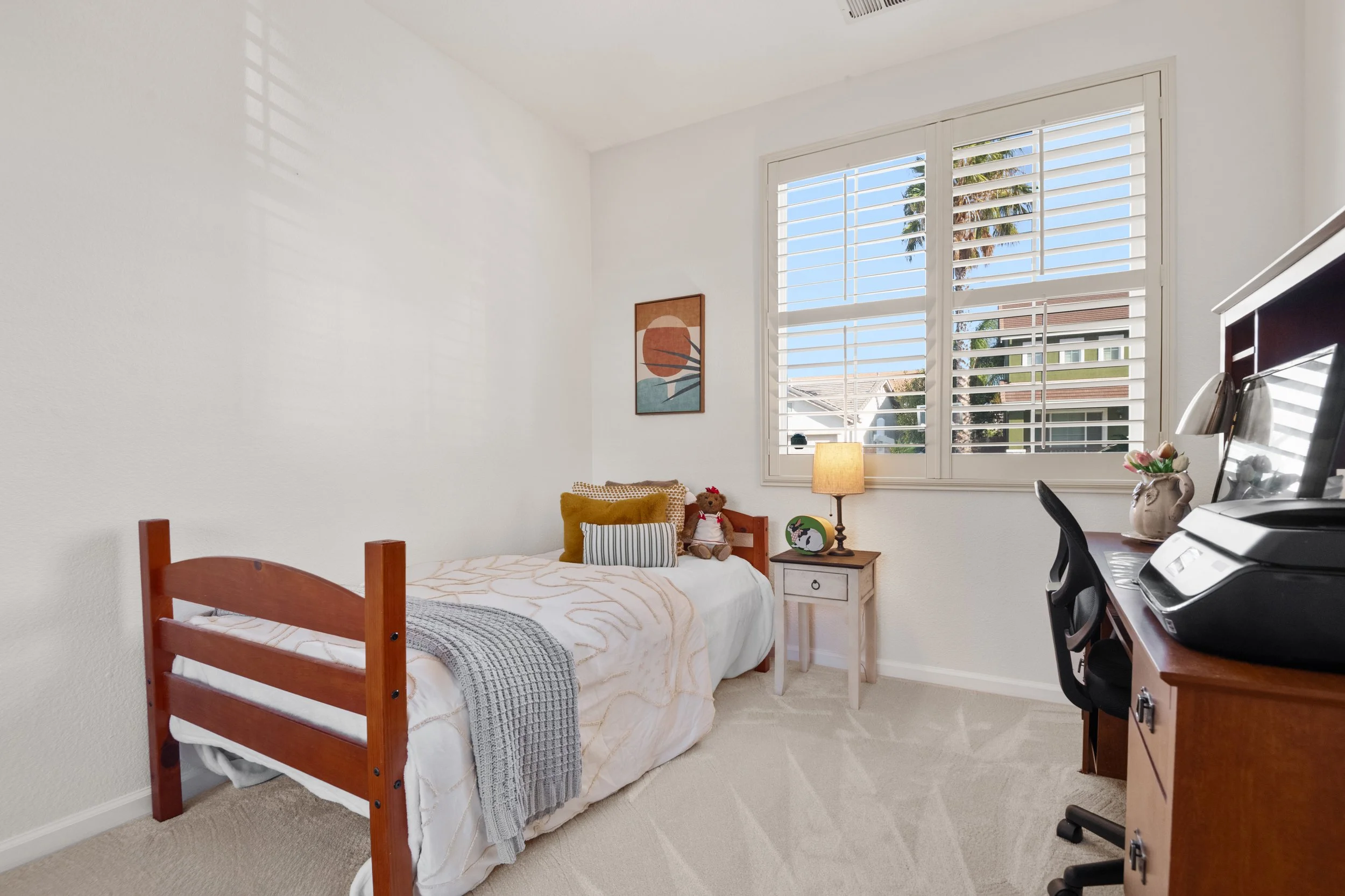 1112 Park West Dr bed 9 copy.jpg