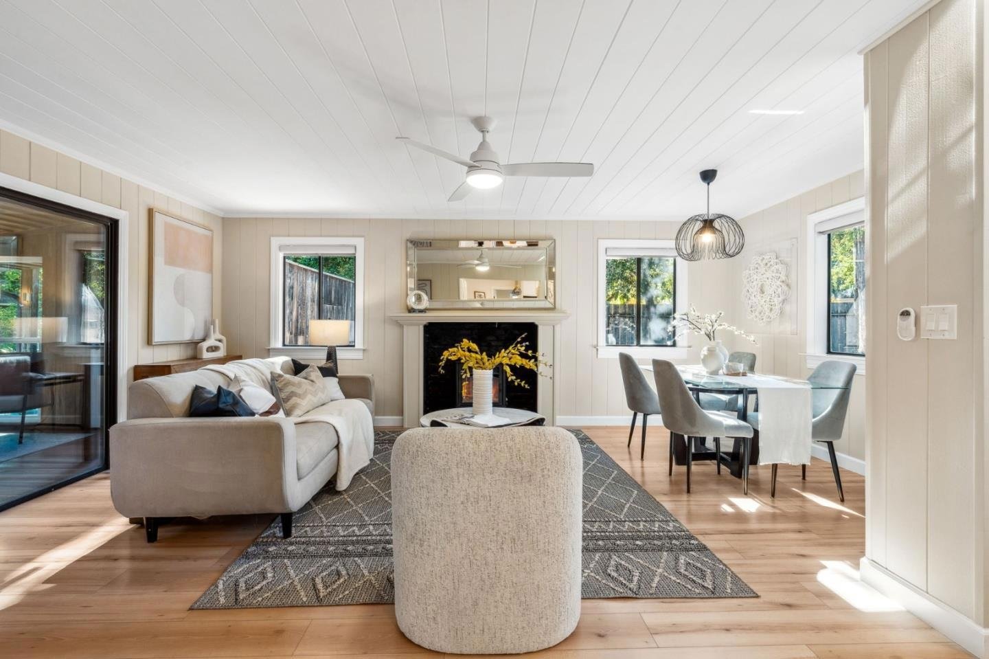 16220 Blossom Hill Rd 007.jpg