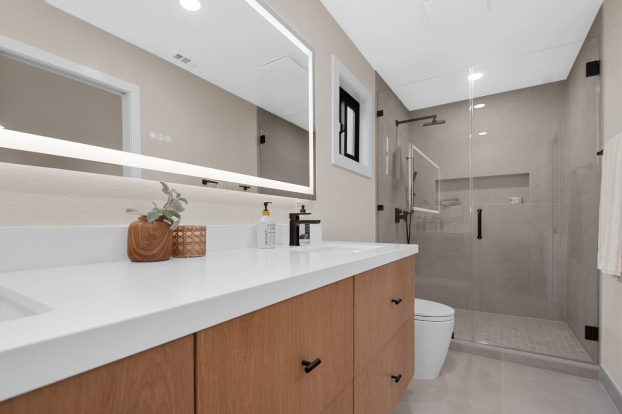 659 Meadow Creek Dr 013.jpg