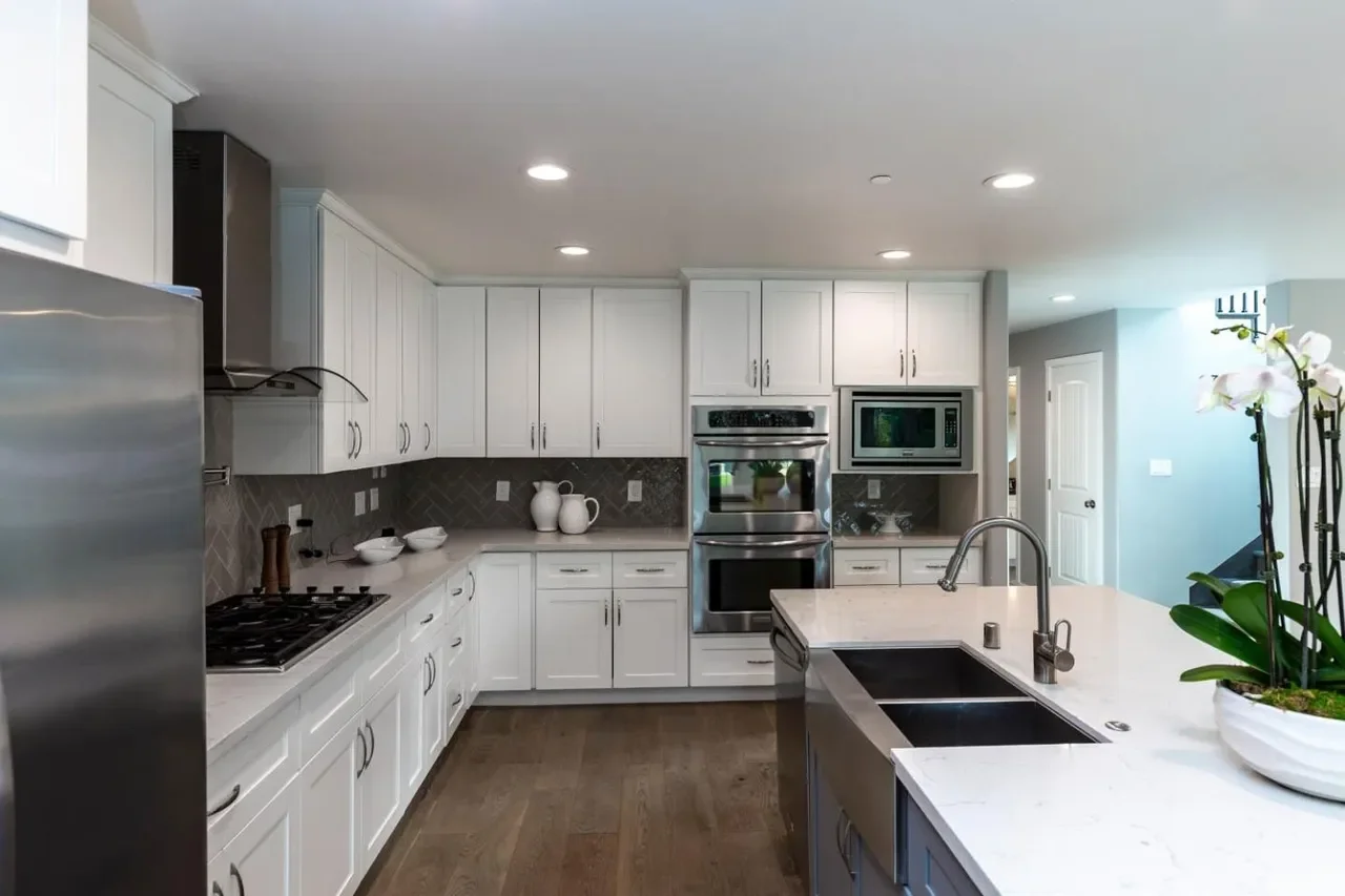 52 Murray Ct 009.webp