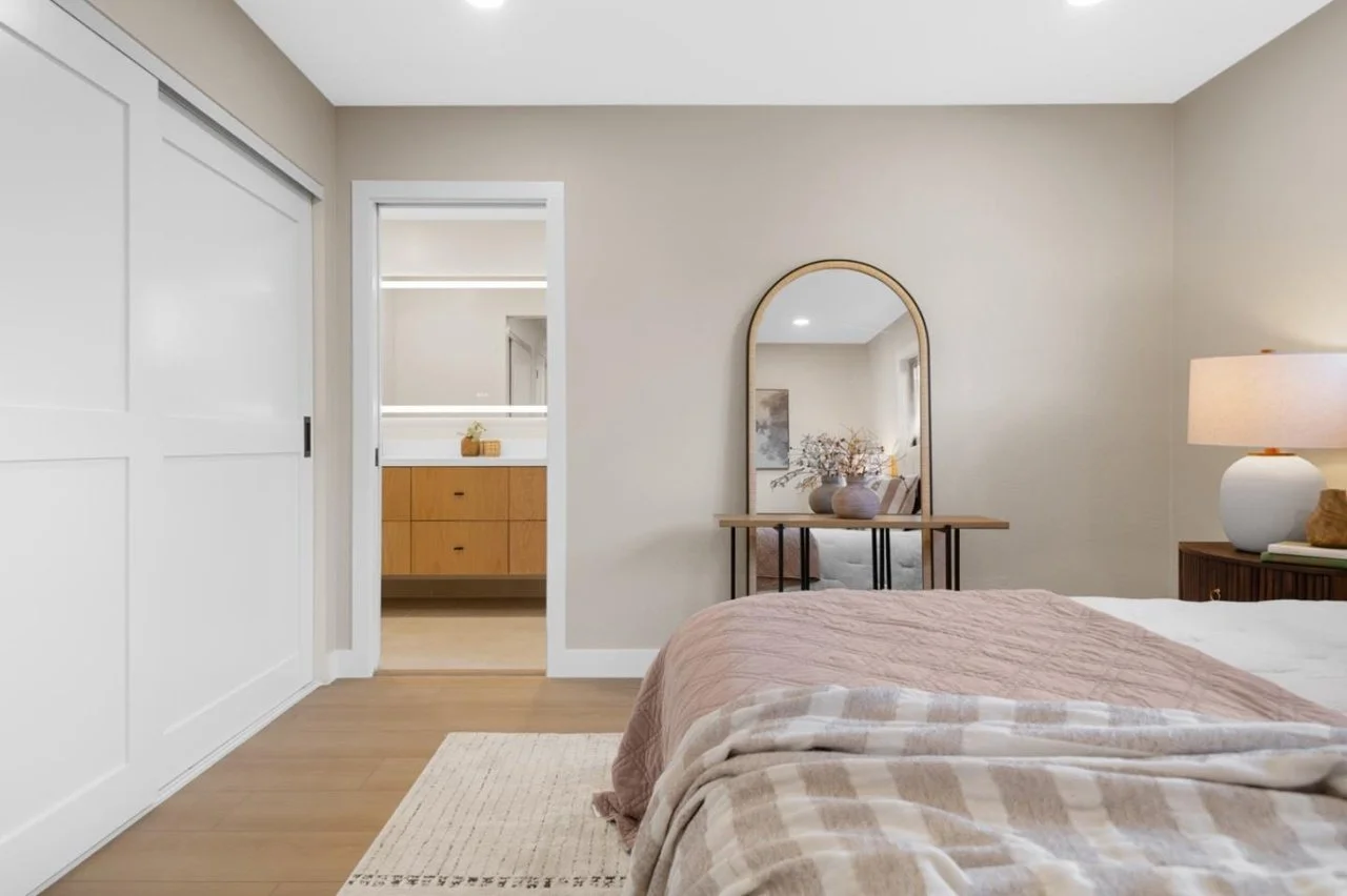 659 Meadow Creek Dr 038.jpg