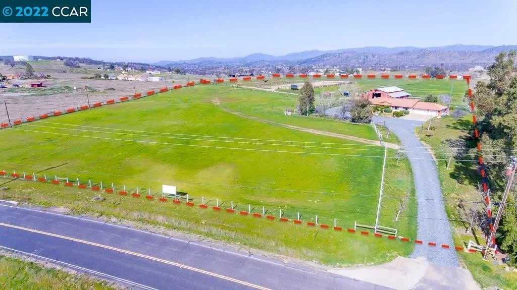 2759 Ranchito Dr 002.webp