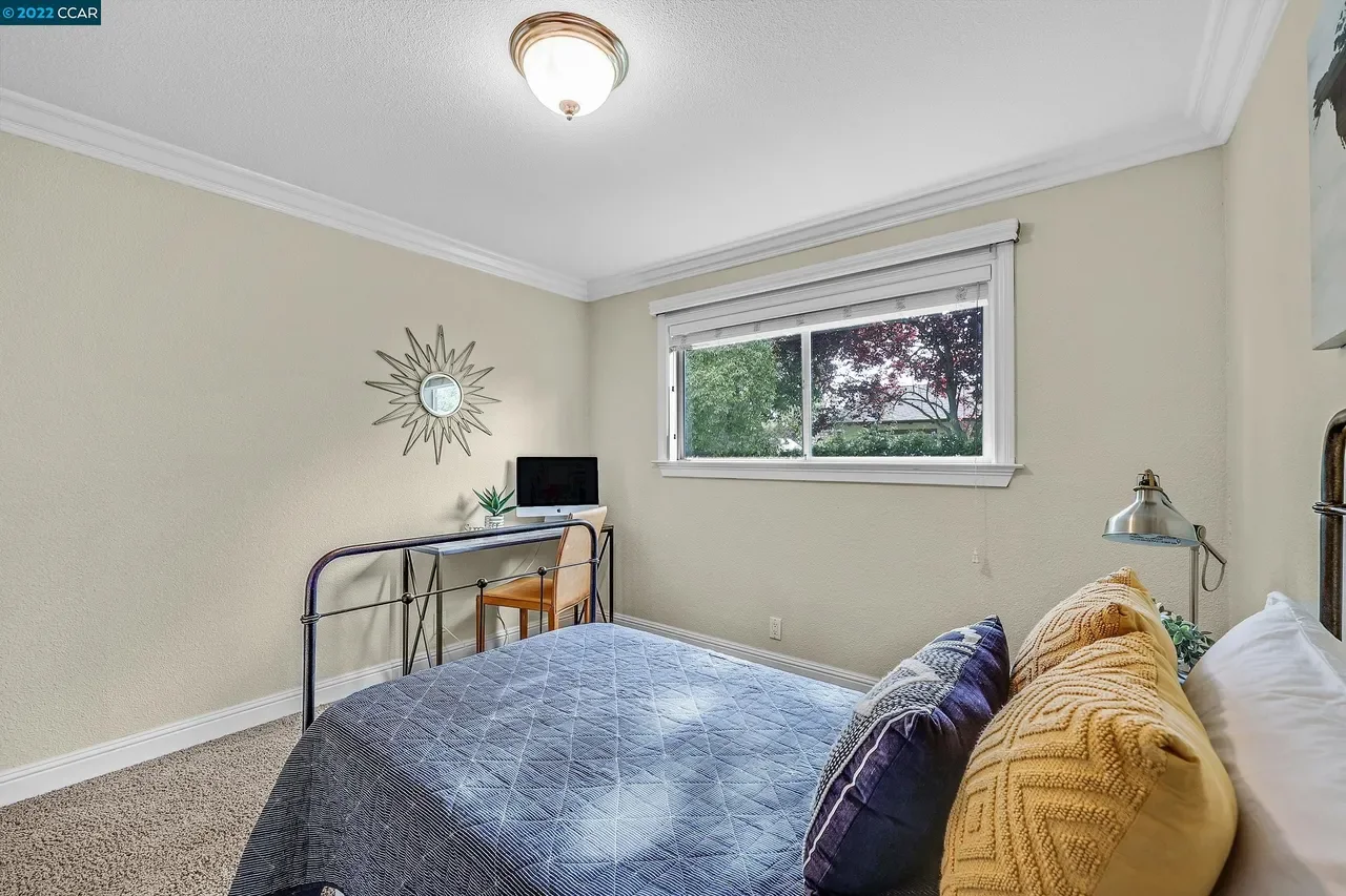 27 Nob Hill Dr 023.webp