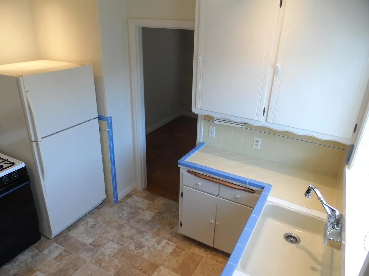 837 4th Ave 005.webp