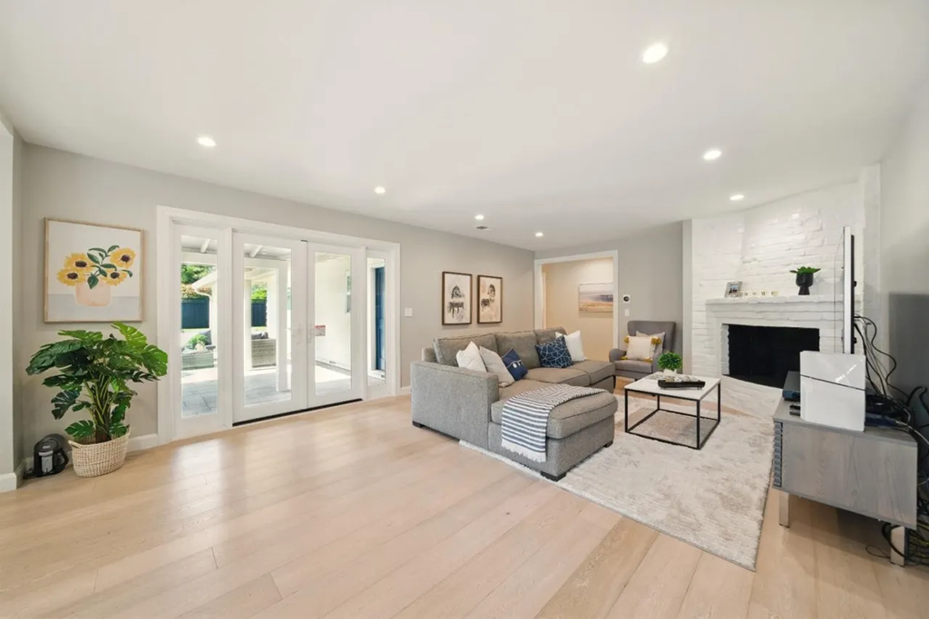 660 Giralda Dr 012.png