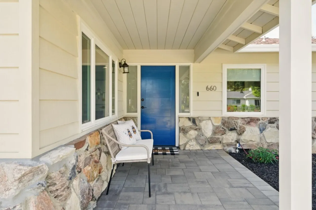 660 Giralda Dr 005.png