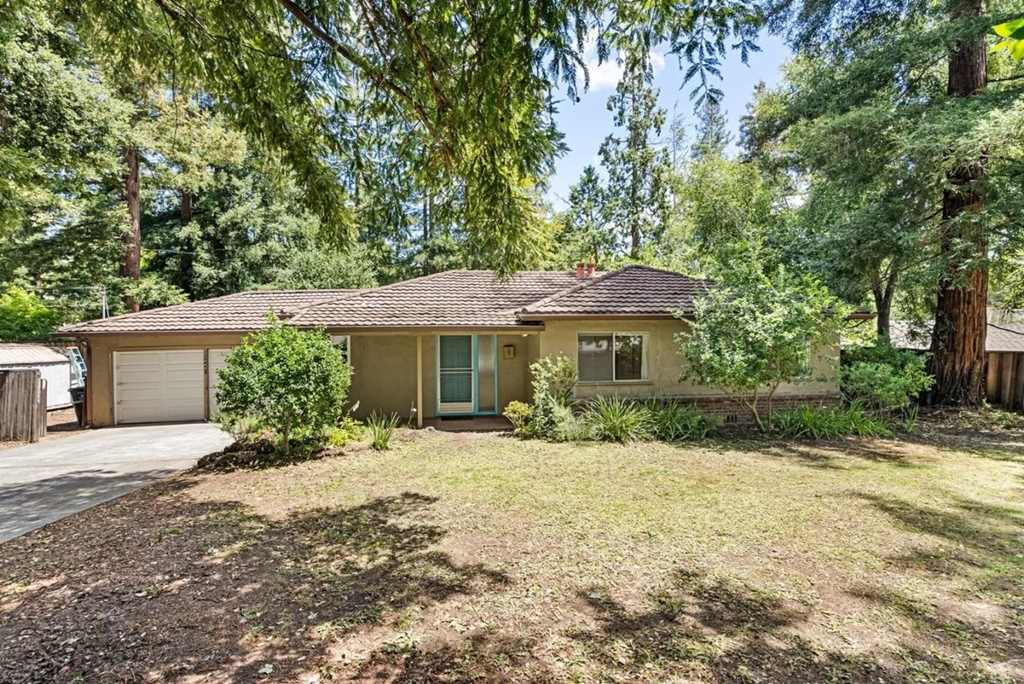 24401 Summerhill Ave 001.png