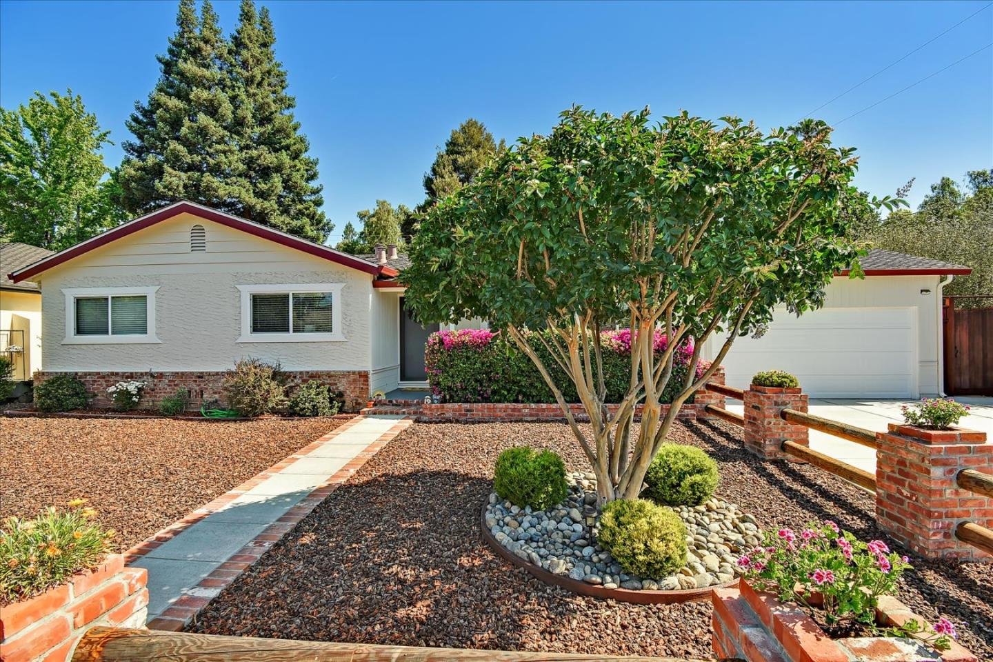 378 Flynn Ave, Mountain View