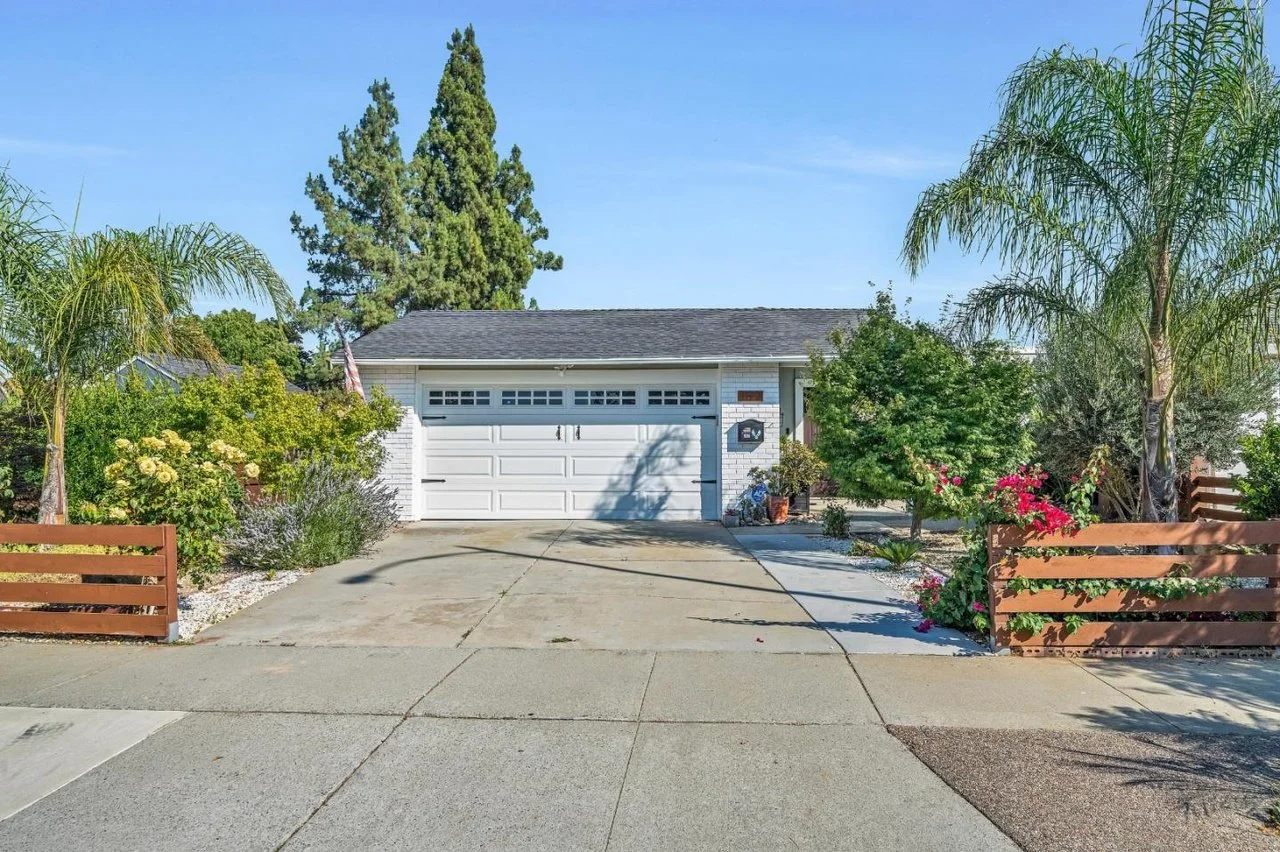 1192 Oakview Rd, San Jose