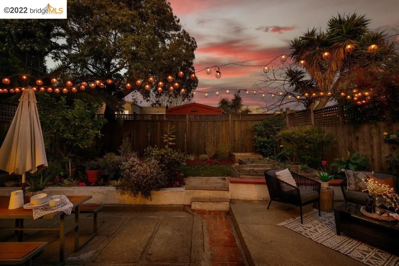 5336 Walnut St 038.webp