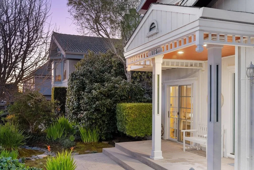 173 Via Lantana 005.png