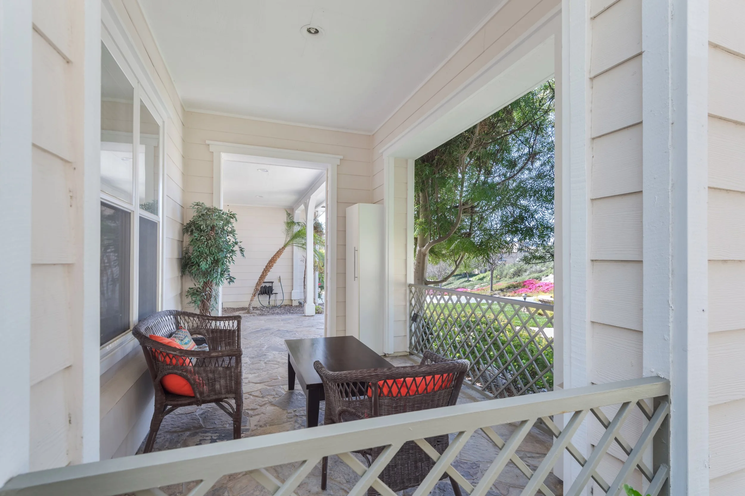 1068 N Country Club front1.jpg