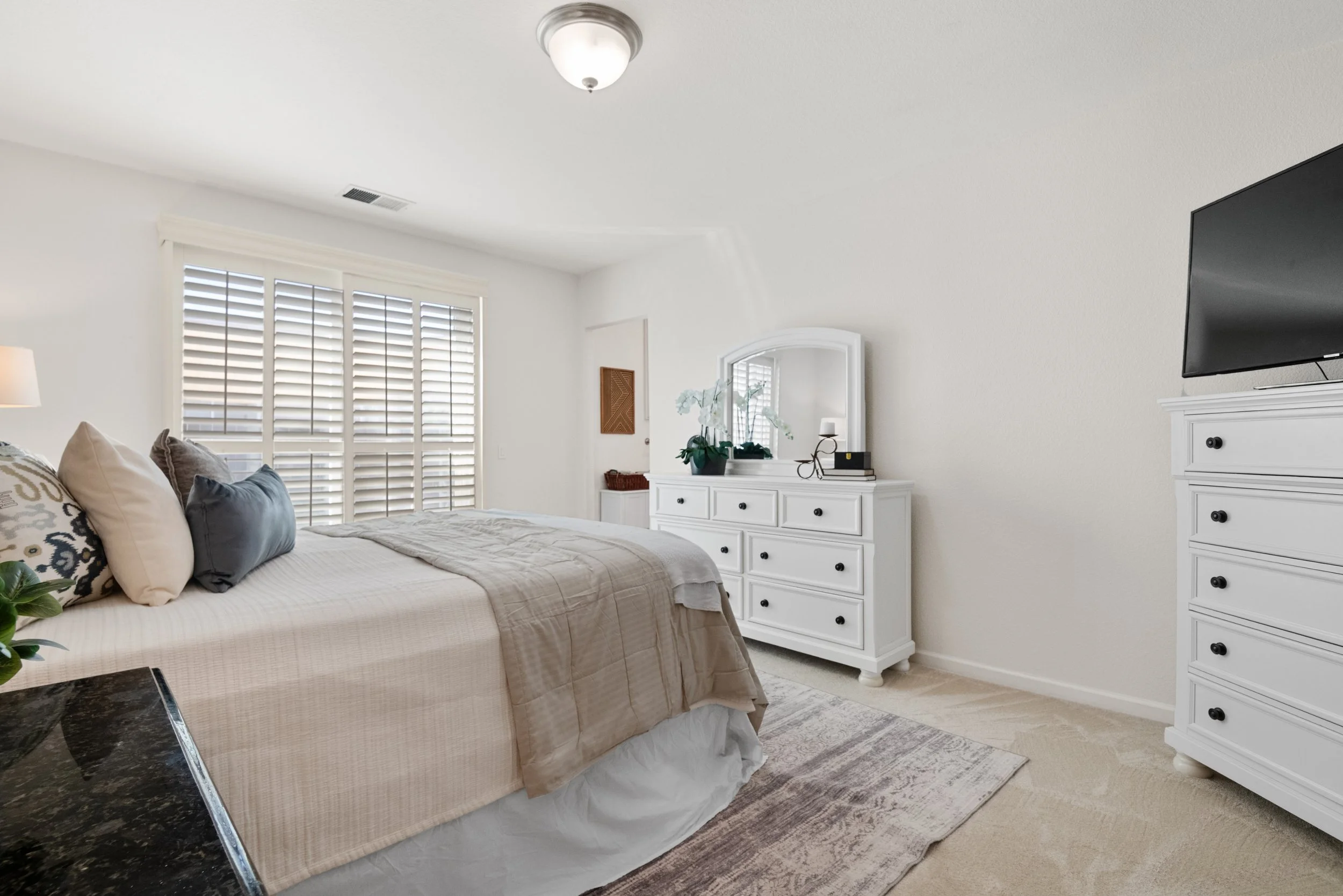 1112 Park West Dr pri 34psd copy.jpg