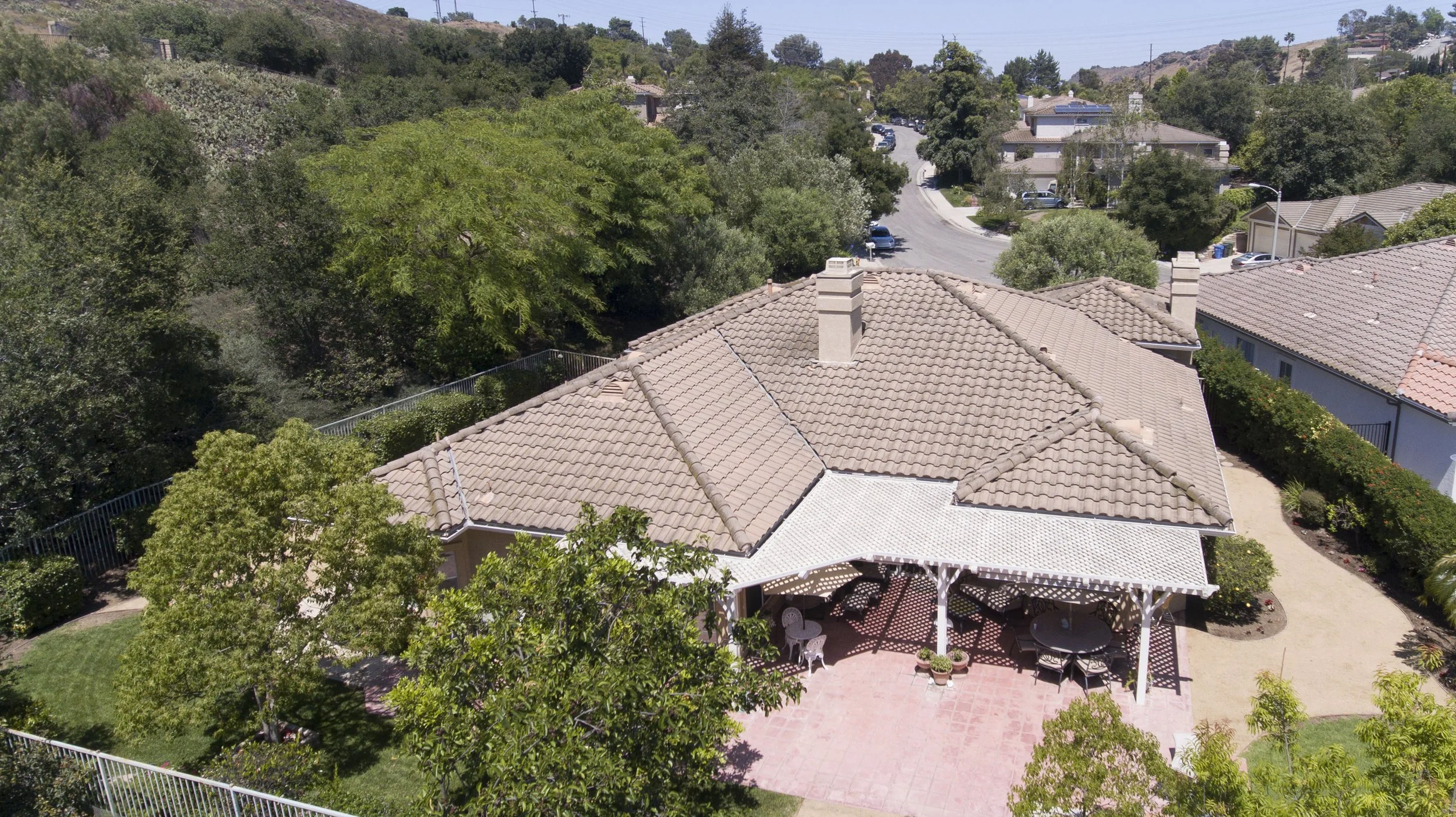 511 Meadowrun St v1.jpg