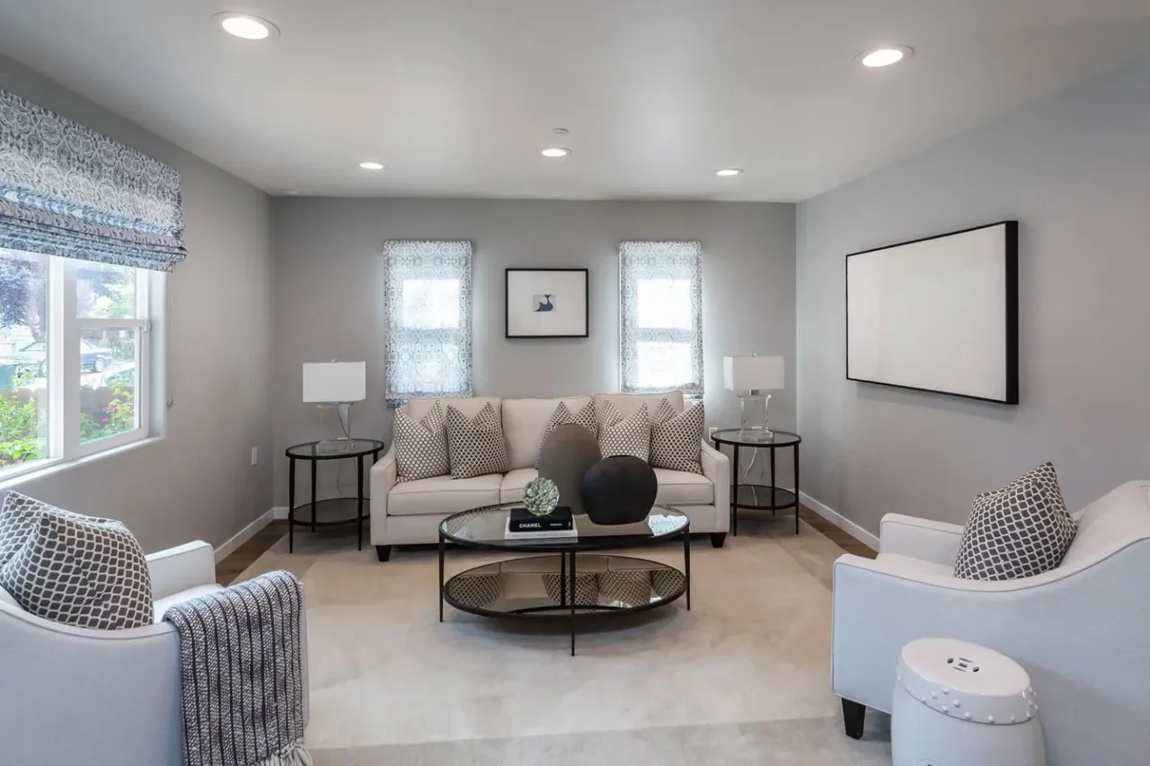 52 Murray Ct 004.webp