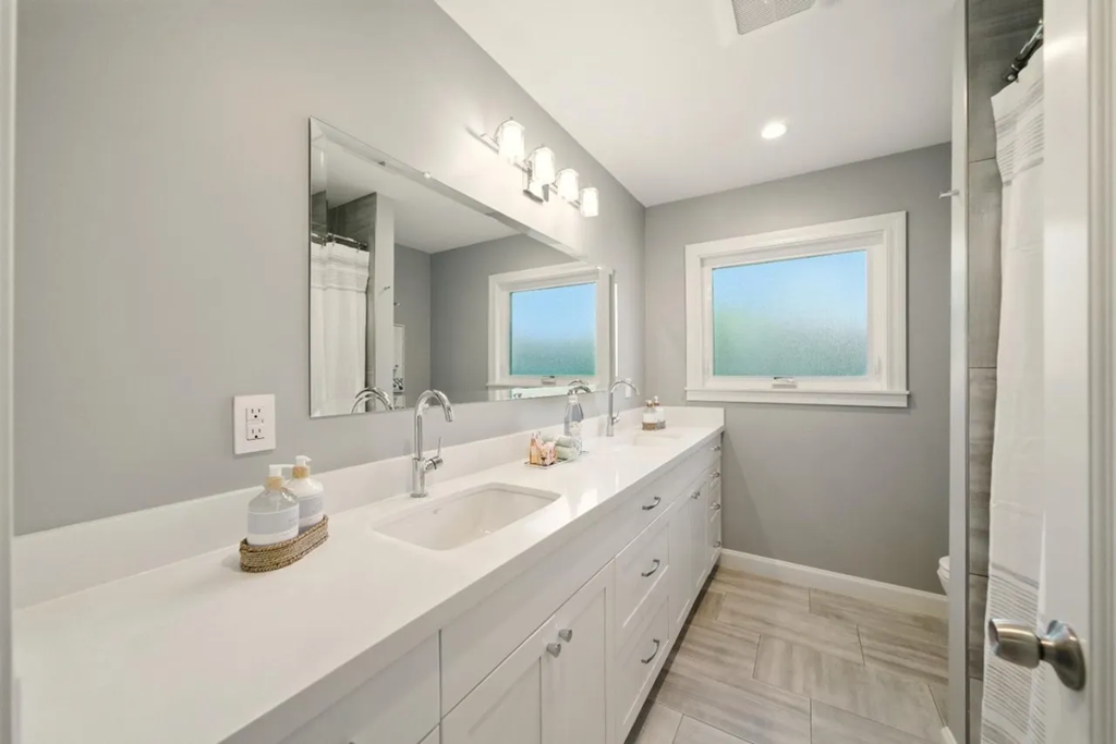 660 Giralda Dr 035.png