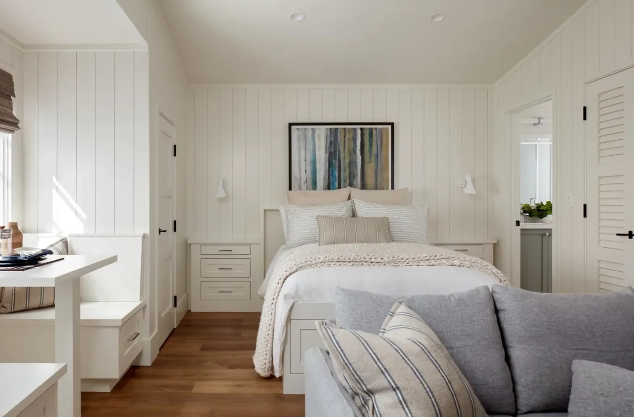 2116 Cully Pl 012.webp