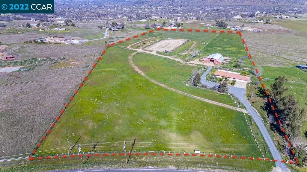 2759 Ranchito Dr 001.webp