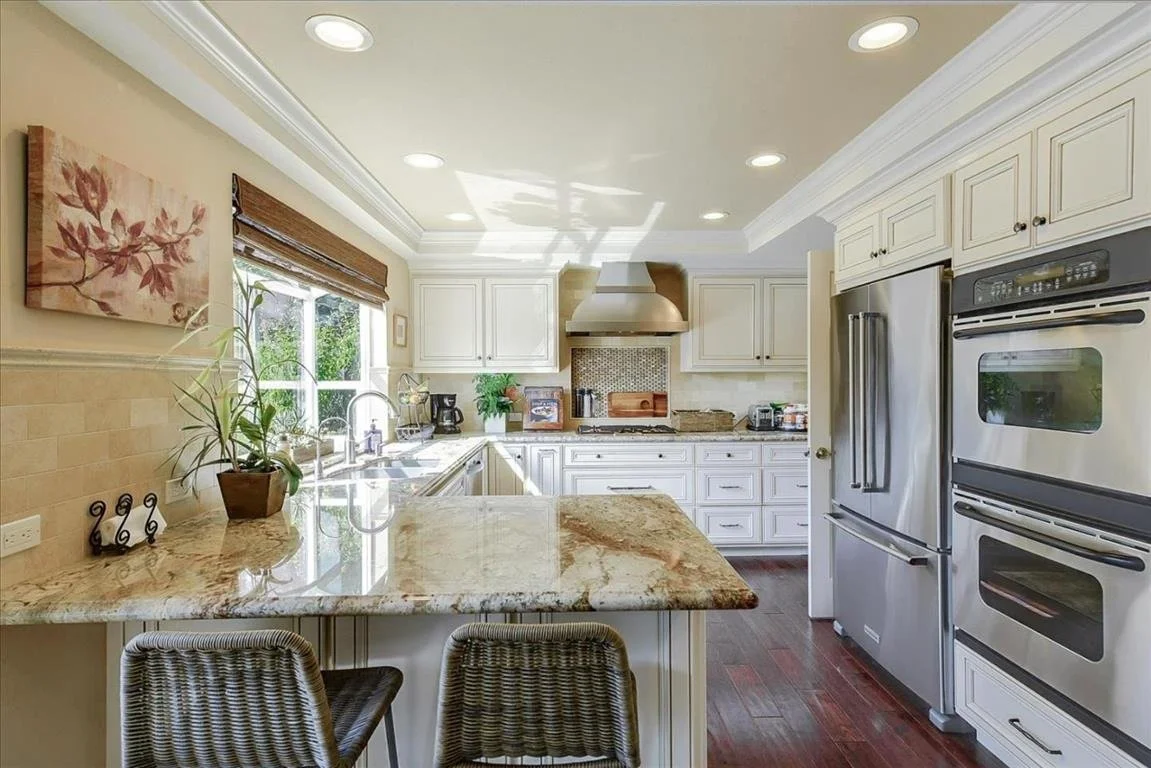 5970 Thorntree Dr 013.jpg