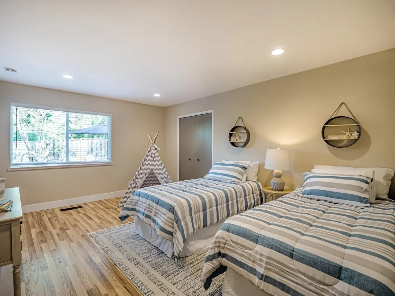 836 Seacliff Dr 017.webp