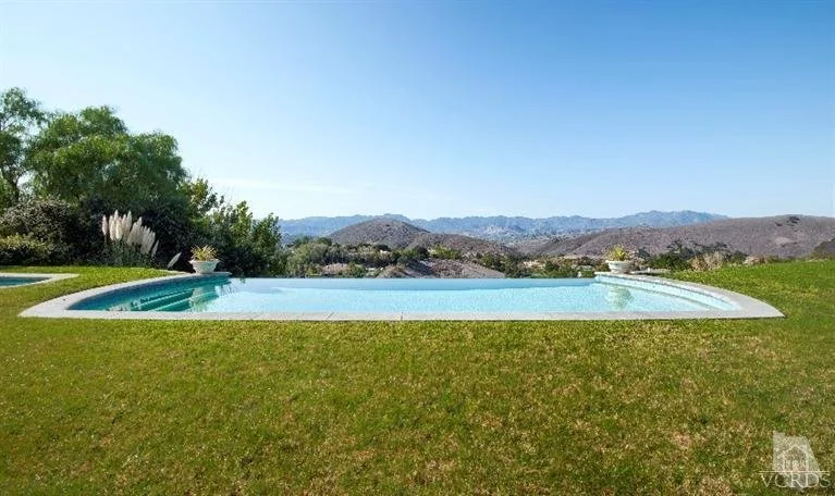 4706 Sunnyhill St 005.jpg