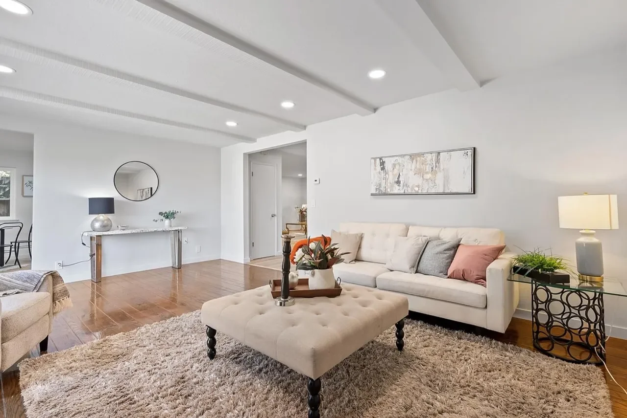 6672 Hampton Dr 009.webp