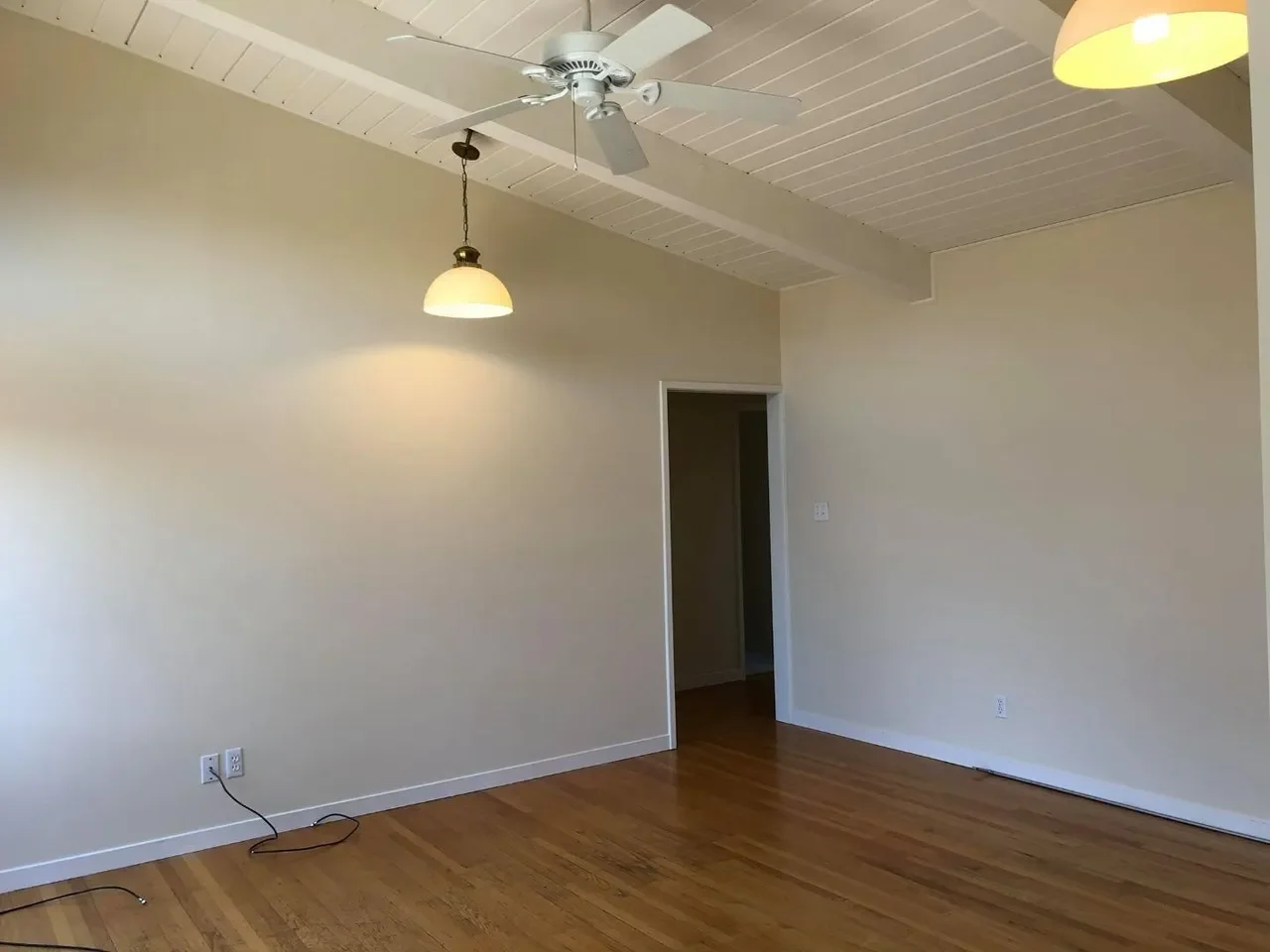 4256 Ruthelma Ave 009.webp