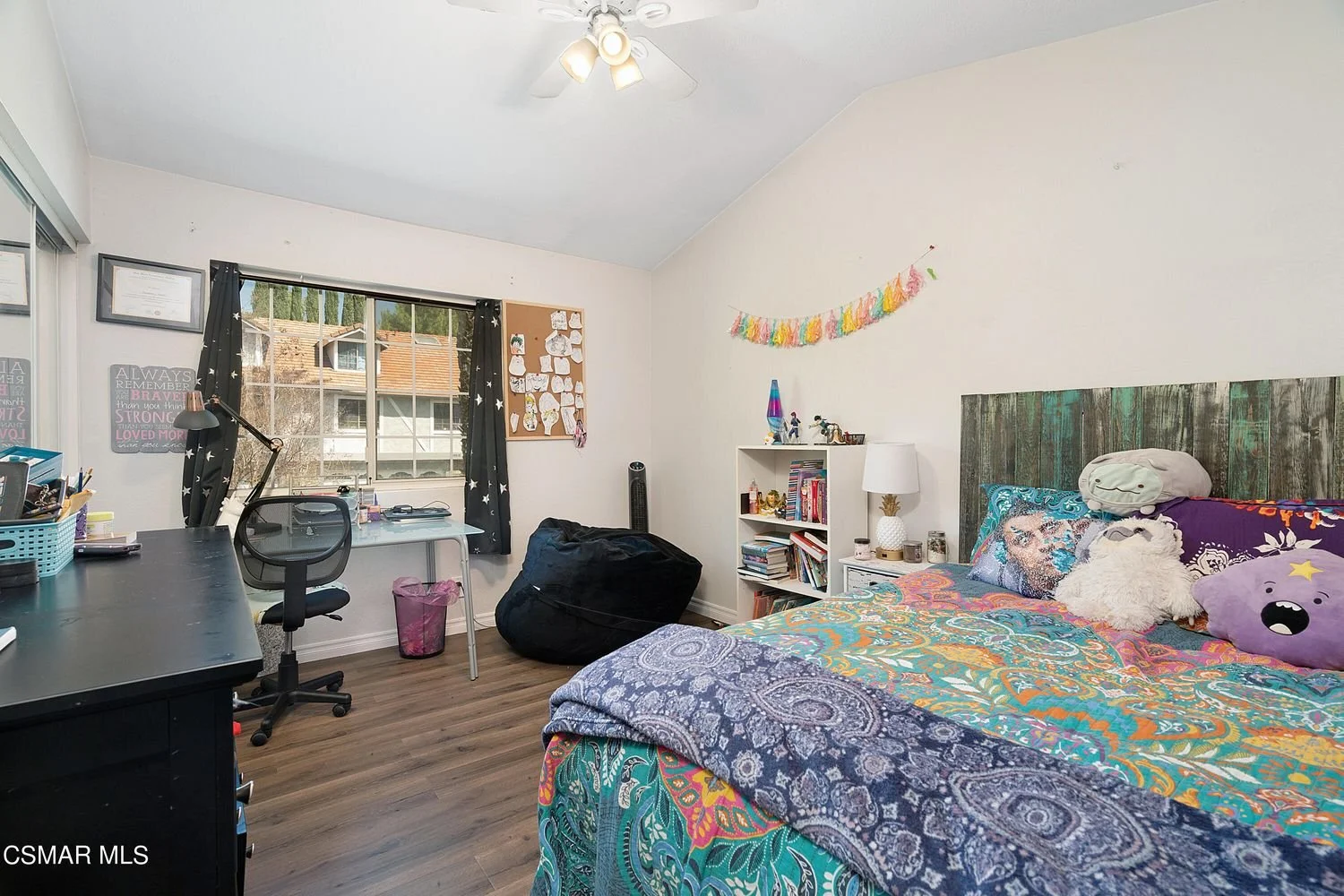 29603 Strawberry Hill Dr 013.jpg