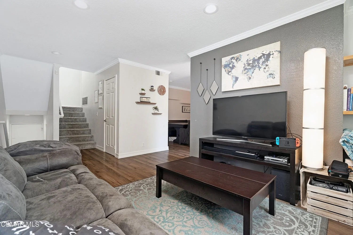 29603 Strawberry Hill Dr 004.jpg