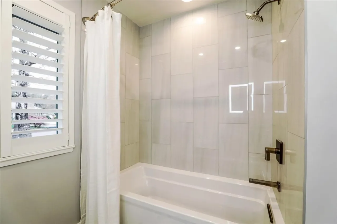 140 Stonybrook Rd 026.webp