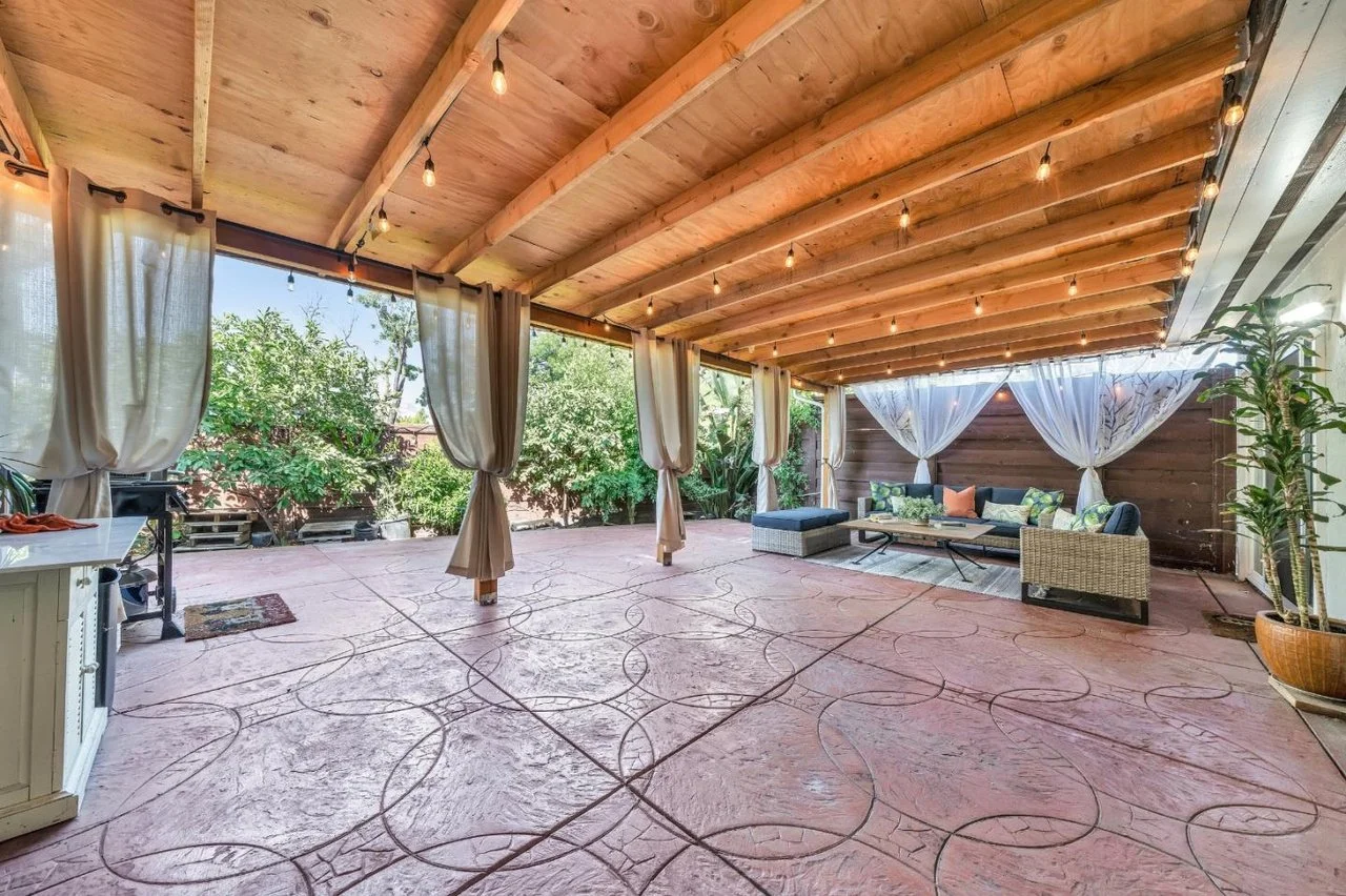 1192 Oakview Rd 024.jpg