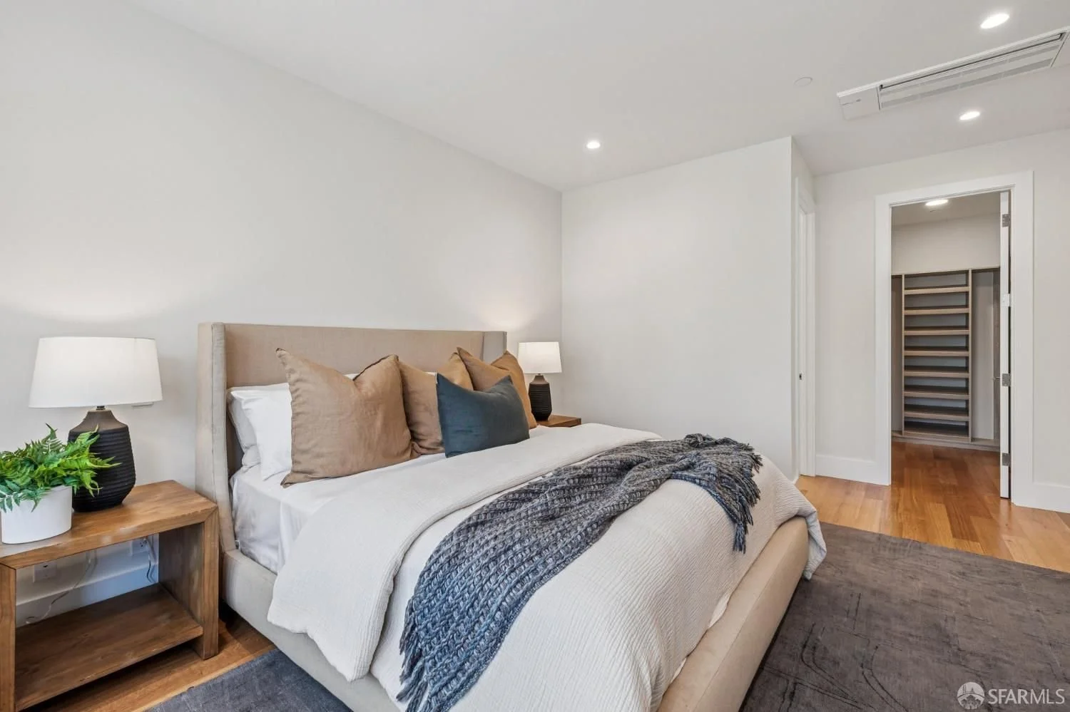 228 Vicksburg St Unit 1 017.jpg