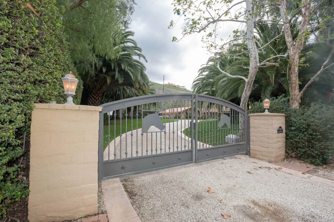 13068 Lexington Hills Dr 006.jpg