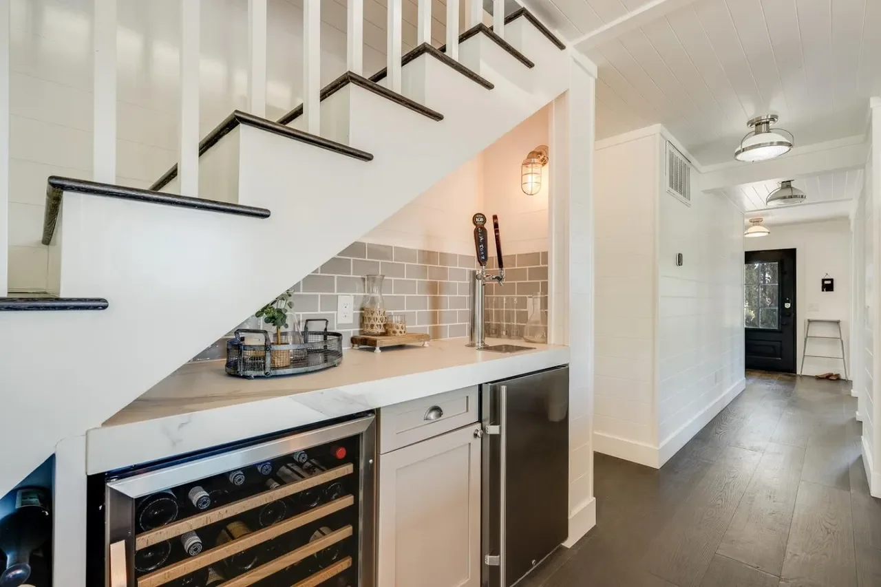 16466 Bonnie Ln 015.webp