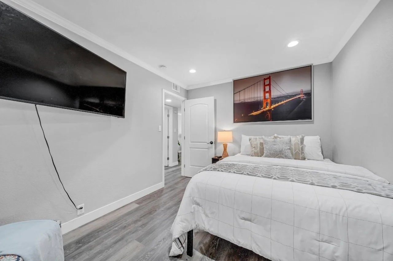 1192 Oakview Rd 015.jpg