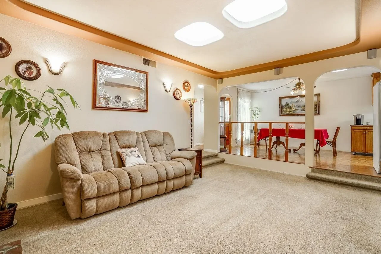 39558 Kona Ct 007.webp