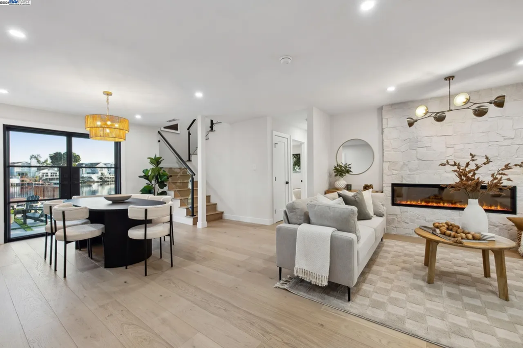 1733 Kelly St 011.png