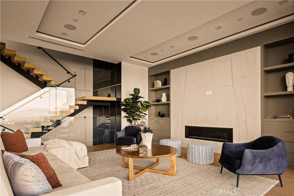 18807 Edleen Dr 008.jpg