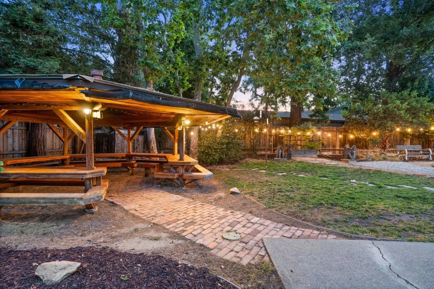 16220 Blossom Hill Rd 049.jpg