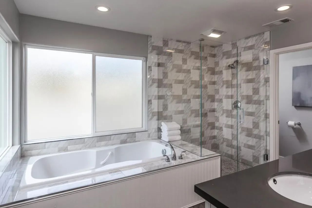 52 Murray Ct 016.webp