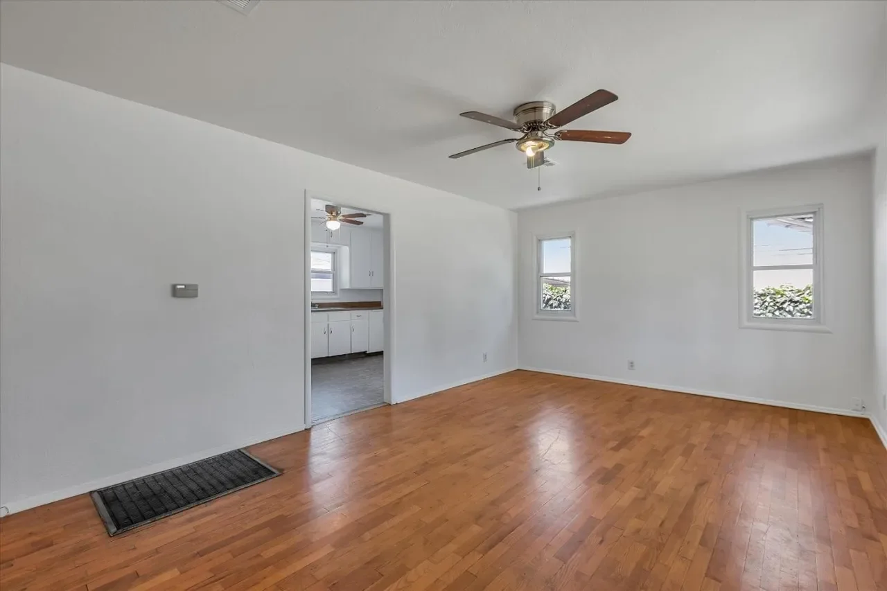 4314 Cheeney St 006.webp