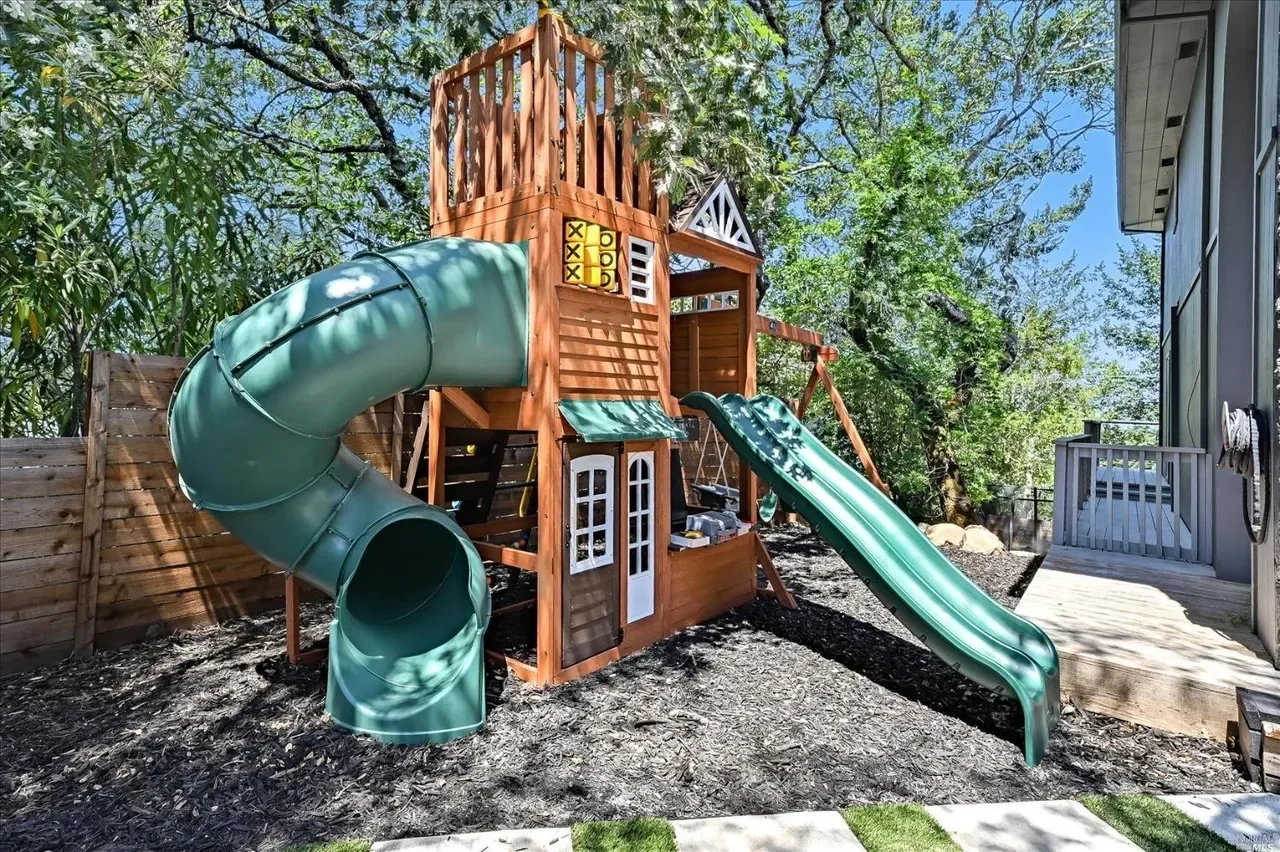 3654 Alta Vista Ave 061.webp