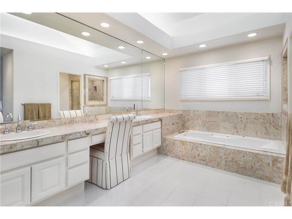 38181 Creekview Cir 023.jpg