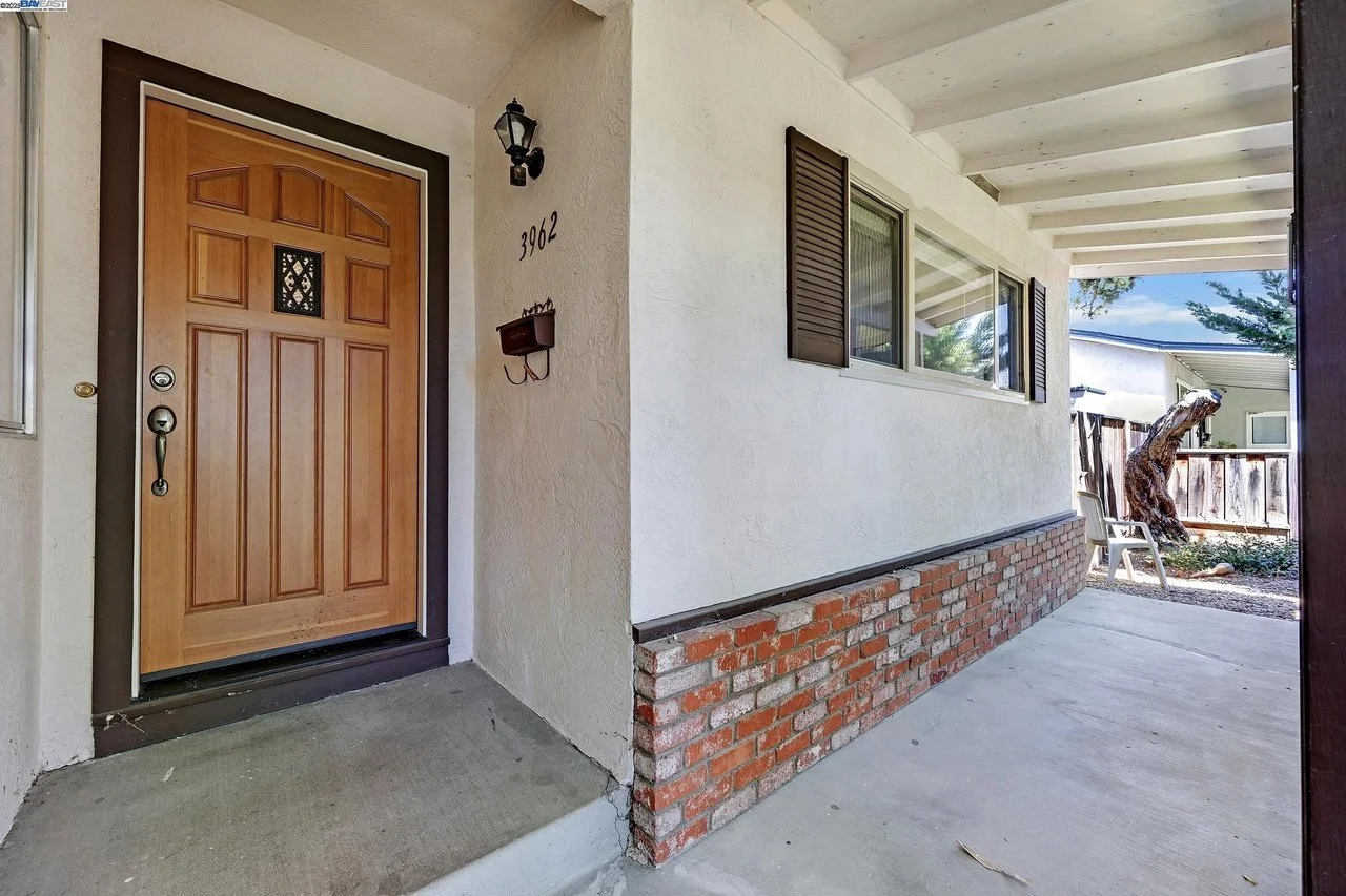 3962 Fordham Way 005.jpg