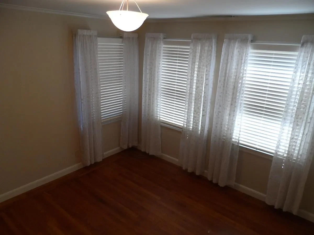 837 4th Ave 008.webp