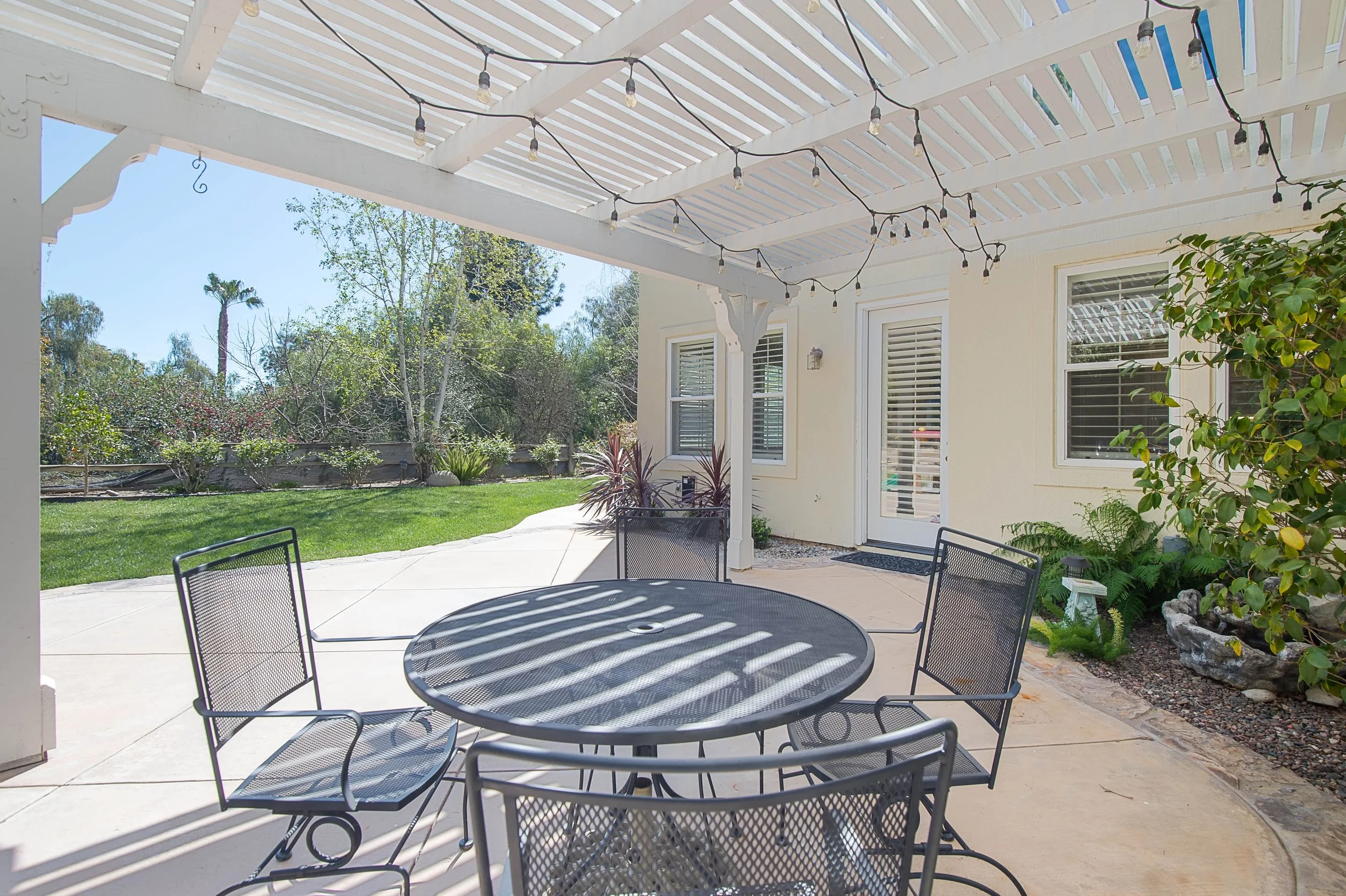 1068 N Country Club yd1.jpg