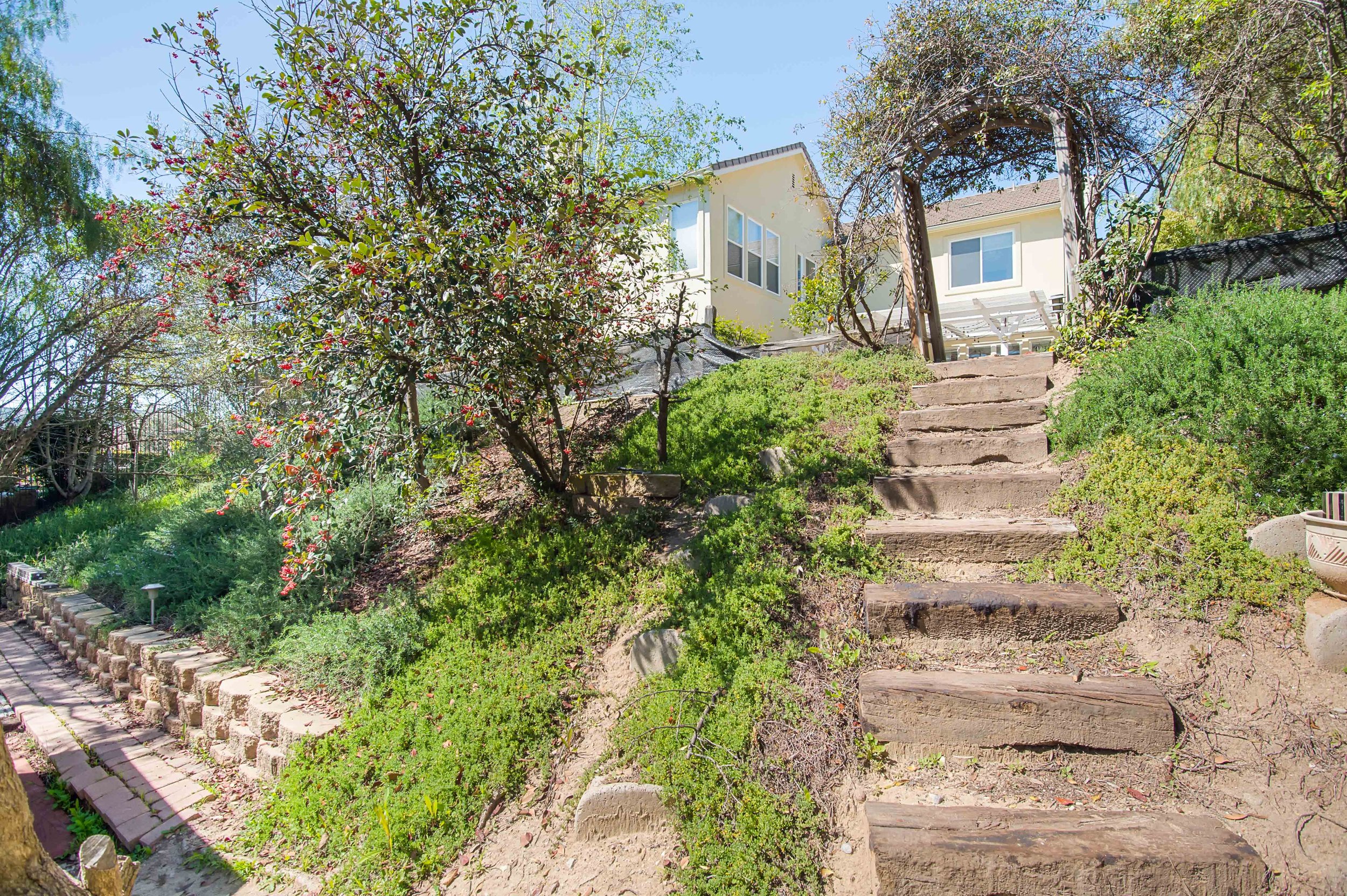 1068 N Country Club yd3.jpg