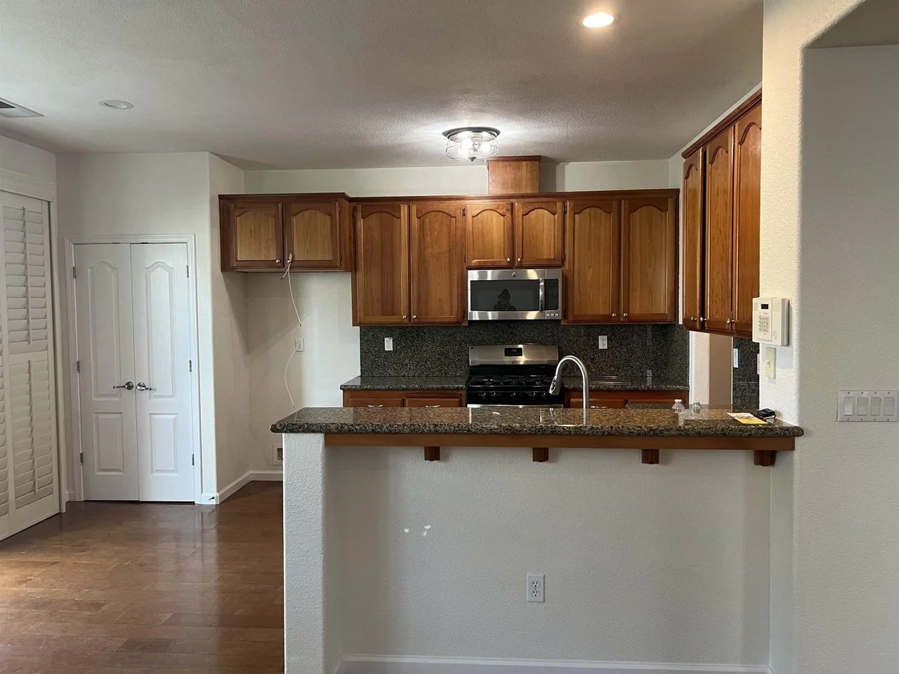 1112 Park West Dr 013.jpg